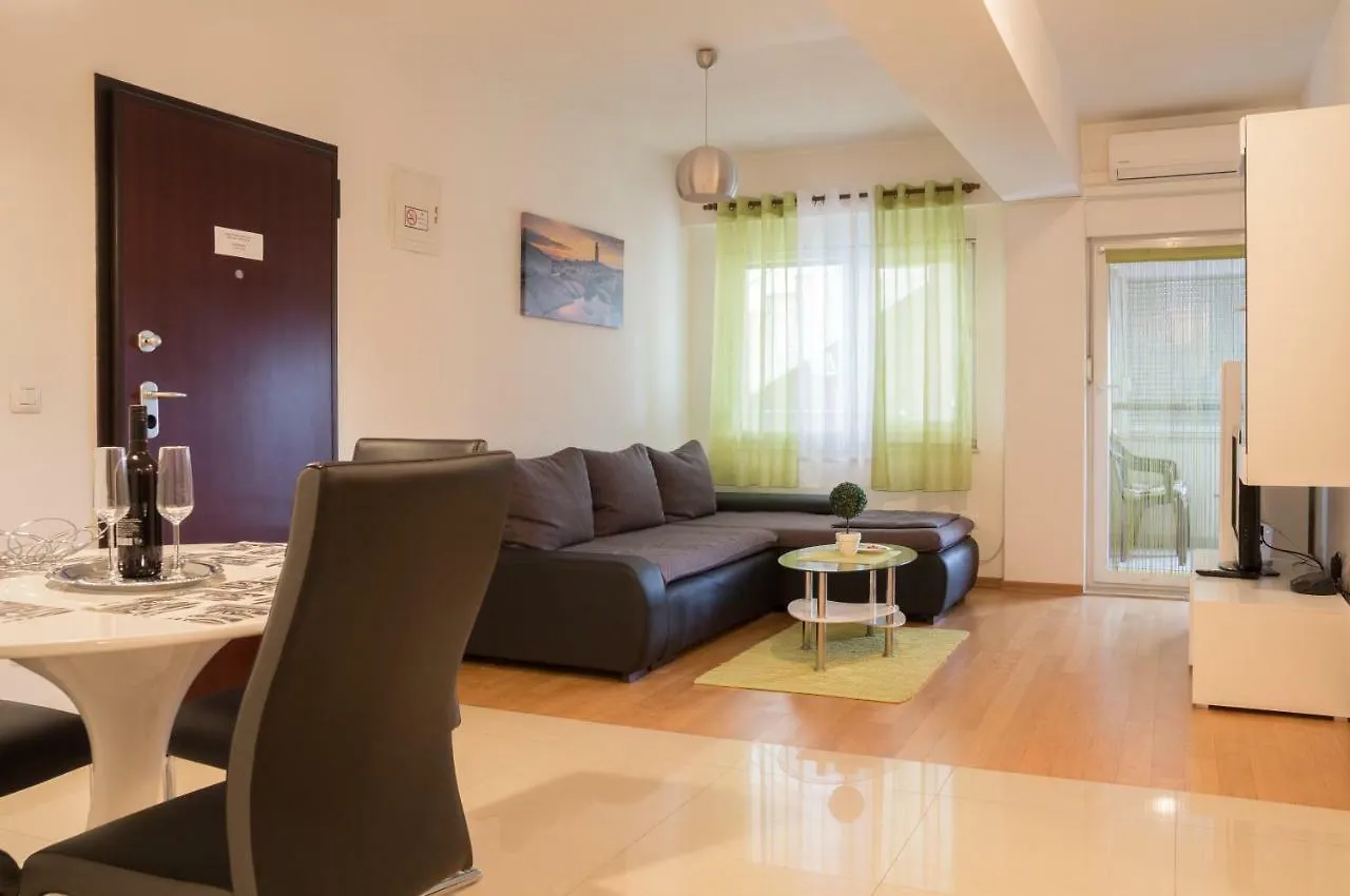 Apartment Gianluca Zadar